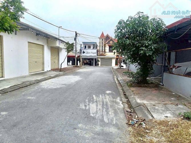 Chính Chủ gửi Bán đất Chung Cư Đại Đồng- Kiến Thuỵ kinh doanh buôn bán đẹp