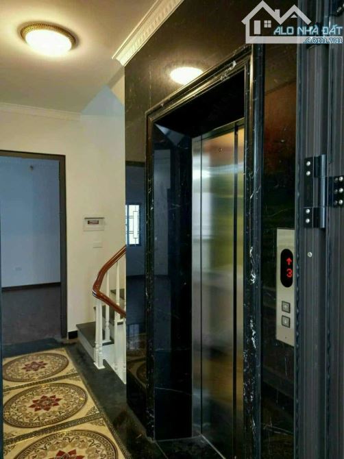 Chị gái cần bán căn Biệt thự Liền kề Tuyệt đẹp tại Long Biên - 19,5 Tỷ .