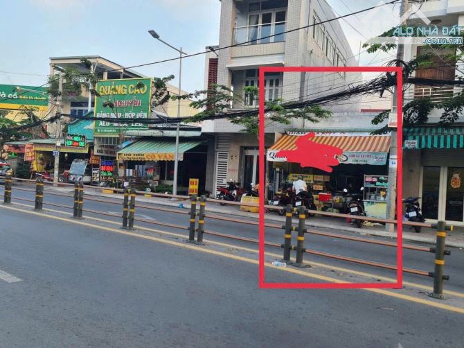 BÁN NHÀ MẶT TIỀN ĐƯỜNG TRẦN QUANG DIỆU , GẦN NGÃ BA ĐƯỜNG CÁCH MẠNG THÁNG TÁM