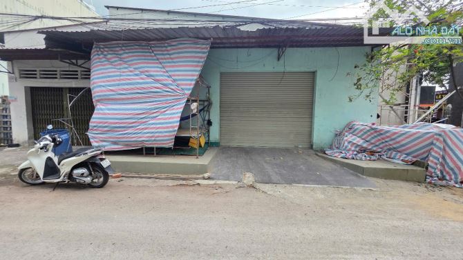 Bán 2 Lô Đất Thổ Cư Liền Kề Đường Nguyễn Du Dĩ An Vị Trí Đẹp