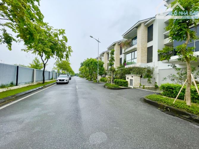 LÔ GÓC, BT ARDEN PARK PHỐ THẠCH BÀN, LONG BIÊN, DT 253 M, 4 T, MT 13 M, GIÁ 49 TỶ 5, VỈA H