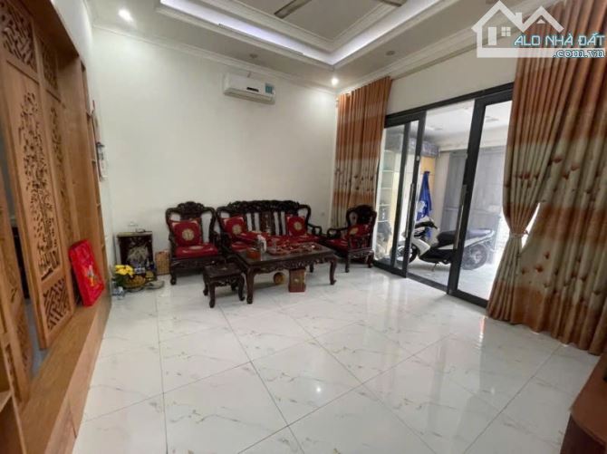 Bán nhà cấp 4 mới xây ở Tây Tựu 96m2 mặt ngõ thông thoáng giá 2.3 tỷ