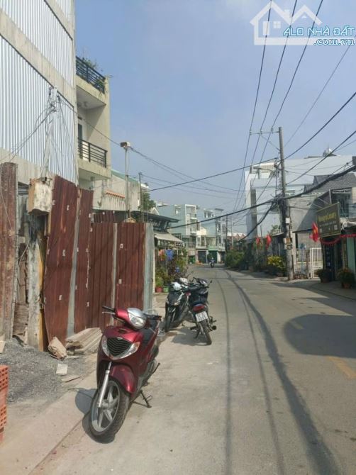 " Bán Nhà 4 tầng - Đường Số 5- Tăng Nhơn Phú B - Quận 9 . Giá nhỉnh :8.x tỷ (TL).Diện tích - 1