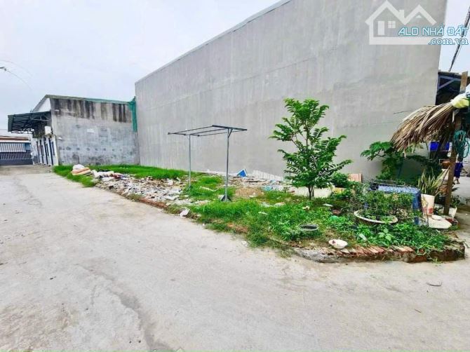 Bán gấp lô góc 2MT hẻm 1368 Lê Văn Lương - Phước kiển - Nhà Bè - 1
