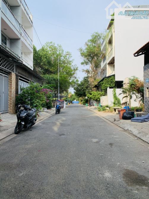 Đất đẹp 5x18m mặt tiền đường thông 8m, khu dân cư Đào Sư Tích Phước Kiển, 6.85 tỷ - 1