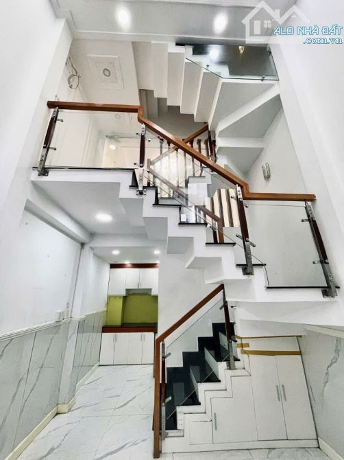 Bình Tân,hẻm ô tô, Nhà mới đẹp 5 tầng, 5PN , gần MT, Lê Văn Quới, giá rẻ. - 1