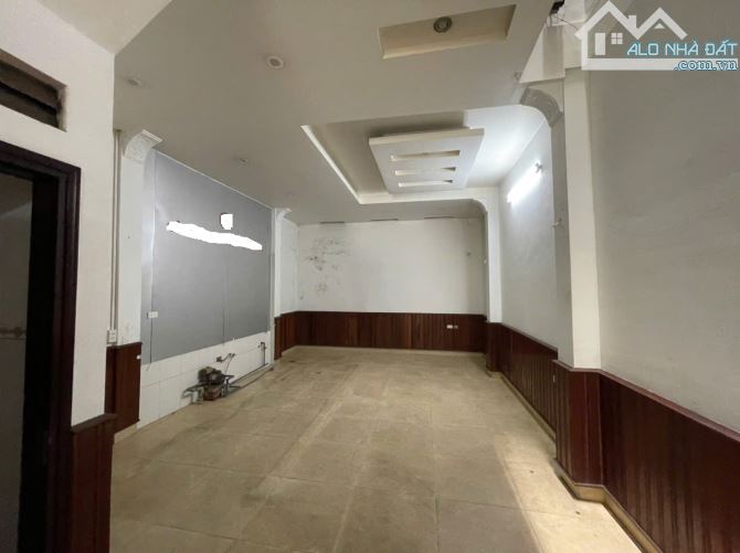 nhà riêng ngõ phố giải phóng đối diện phố đại từ dt90m2x4t giá 21tr - 1
