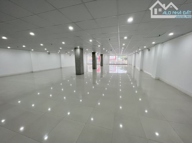 Chốt ngay văn phòng 500 m2 phù hợp cho 100 nhân sự. LH: OFFICE DANANG - 1