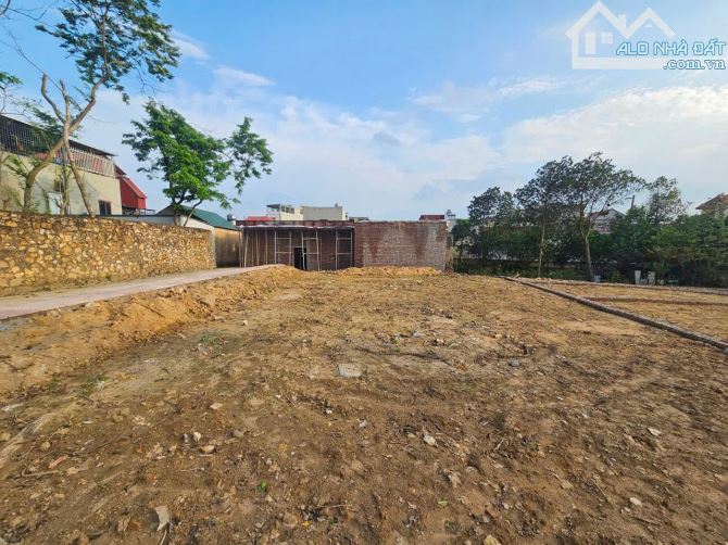 GIÁ RẺ Ngay Công cty gotek  . Với Các Dự Án Bao Quanh KCN hạp lĩnh  ✅Diện tích : - 1