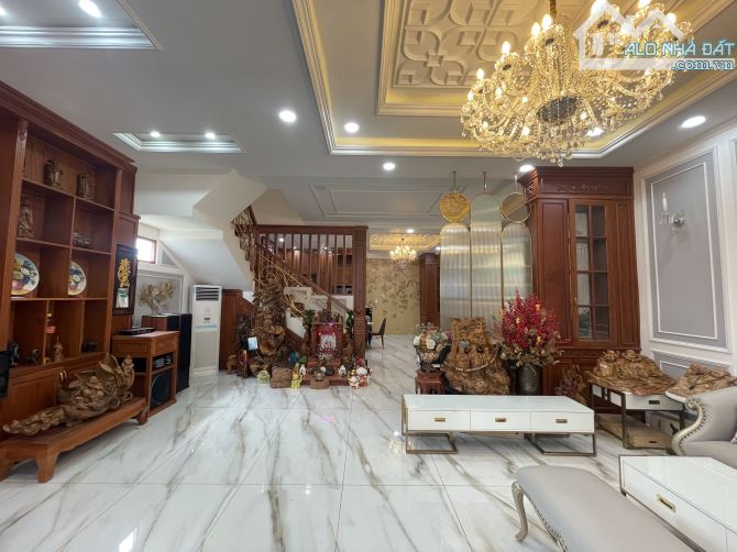 Nhà 4 tầng cực đẹp mặt tiền đường sau Coopmart Bình Triệu, Đường rộng, nội thất cao cấp - 1