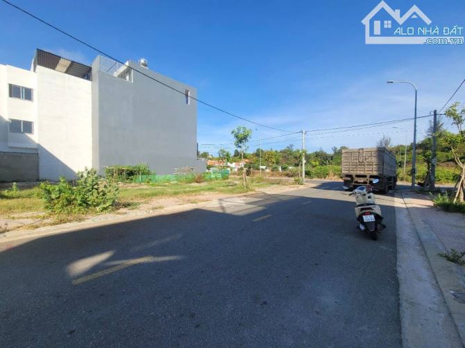 BÁN LÔ ĐẤT TÁI ĐỊNH CƯ 1.65HA - PHƯỜNG 10 - 1
