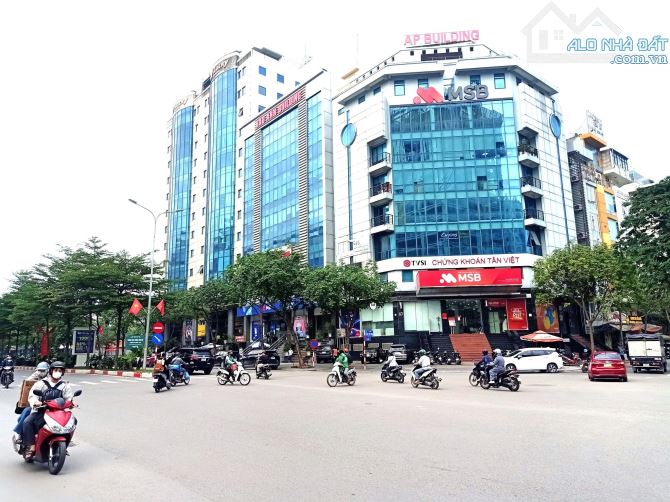 SIÊU BIỆT THỰ LÔ GÓC 3 MẶT THOÁNG – CẦU GIẤY – 236M² – MẶT TIỀN 20M – 4 TẦNG ĐẲNG CẤP – - 1