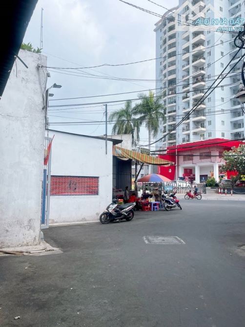 Nhà bán đường Thoại Ngọc Hầu, DTSD 61m, 3tầng, giá  nhỉnh hơn 7 tỷ - 1