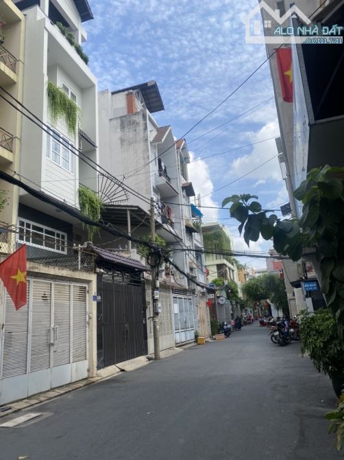 Bán gấp , Nhà Nguyễn Trọng Tuyển , p1 , Tân Bình, 51m2 , 2 Tầng , giá 6,2 Tỷ TL - 1