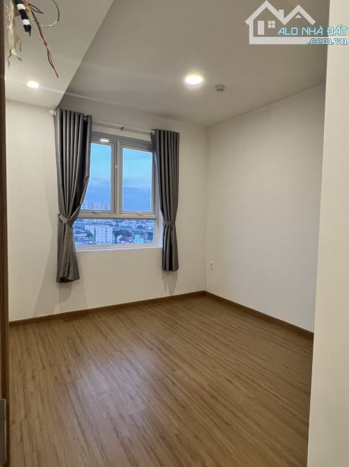 Chính chủ cần bán gấp căn hộ 2PN Lavita Charm, Giá 3.4 tỷ, nhà trống sẵn vào ở ngay - 1