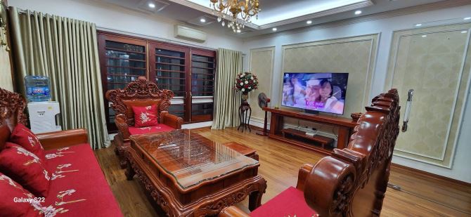 Bán nhà Phố Nguyễn chí Thanh. Đống đa. Diện tích 50m. 6 Tầng. Mặt tiền 5,5m. Giá 17 tỷ - 1