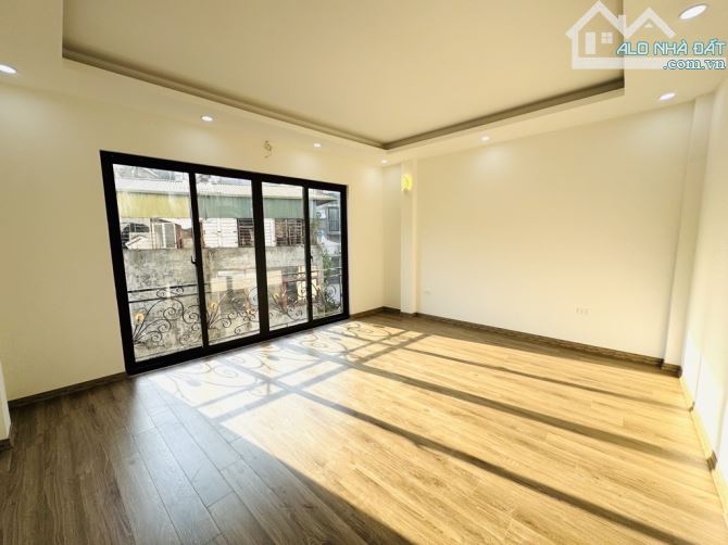 NHÀ MỚI 6 TẦNG – TRƯƠNG ĐỊNH – VIEW CHUNG CƯ NAM ĐÔ – ĐẸP NHƯ KHÁCH SẠN Giá –Sổ Đỏ gd ngay - 1