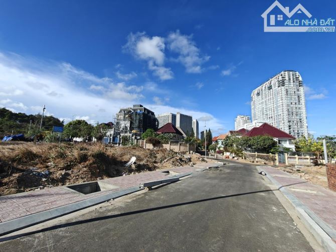 BÁN ĐẤT BIỆT THỰ KHU NGỌC TƯỚC I NGAY GẦN BIỂN BÃI SAU 354.5M2 GIÁ 30 TỶ- NGANG 14M SỔ ĐỎ - 1