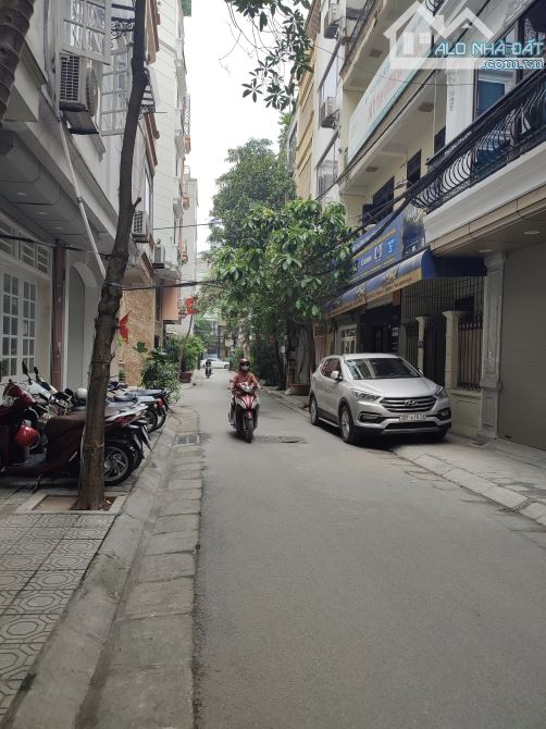 BÁN NHÀ PHÂN LÔ NGÕ 19 PHỐ KIM ĐỒNG  HOÀNG MAI,48m,5T,MT 4,3m.VỈA HÈ. KINH DOANH.gara - 1