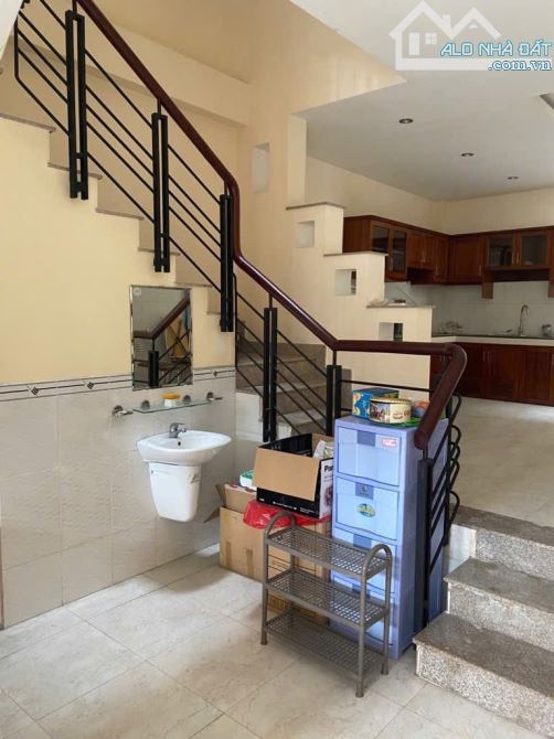 Cần bán gấp nhà 2lầu Dương Văn Dương- Tân Quý-Tân Phú - 1