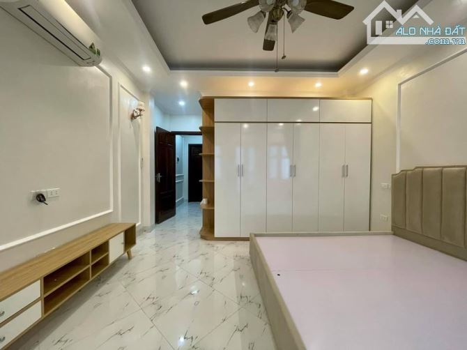 BÁN NHÀ RIÊNG CÁCH 1 NHÀ RA PHỐ, 40m2 x 4 Tầng 3PN, ĐẸP THOÁNG - 1