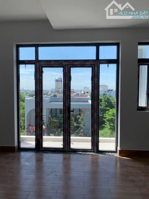 Bán nhà đẹp 5 tầng,xe hơi ngủ trong nhà ,Hoàng Quốc Việt Quận 7.Giá 10.5 tỷ. - 1