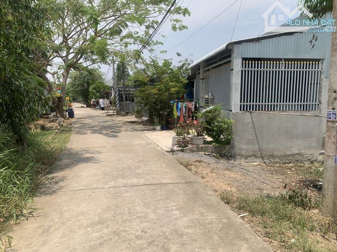 đất mặt tiền đường Bàu Le, dt 127m2(6x21m) - 1