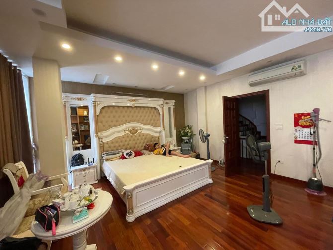 Bán nhà ngõ 416 Lạc Long Quân- Tây Hồ 74m2 MT 6m xây 6 tầng chỉ 9,6 tỷ - 1