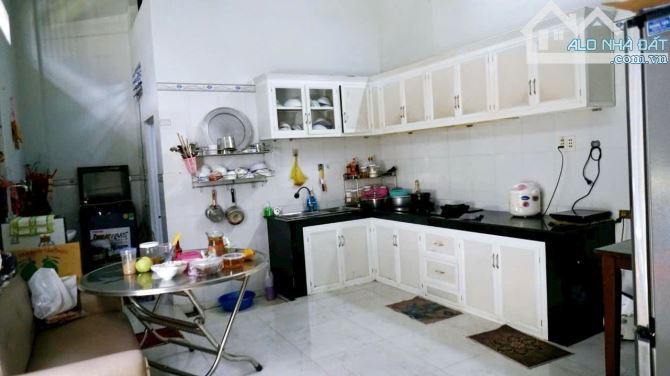 BÁN NHÀ CẤP 4 DT :6*34m, SỔ RIÊNG THỔ CƯ, NGAY CHỢ LÝ VĂN SÂM PHƯỜNG TAM HIỆP. - 1