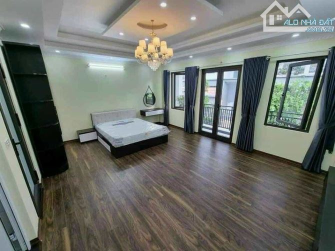 Chị gái cần bán căn Biệt thự Liền kề Tuyệt đẹp tại Long Biên - 19,5 Tỷ . - 1