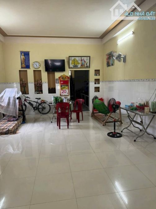 🏡 Cần chuyển nhượng lại căn nhà mặt tiền đường MẬU THÂN.  👍 Nhà 1 Trệt 1 lầu . 2 mặt tiề - 1