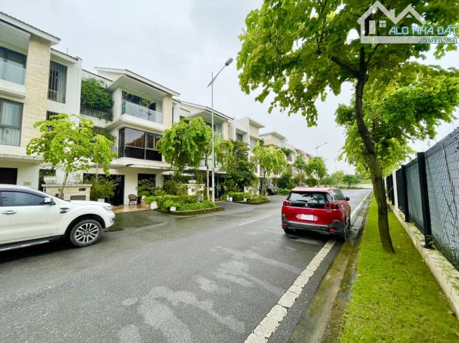 LÔ GÓC, BT ARDEN PARK PHỐ THẠCH BÀN, LONG BIÊN, DT 253 M, 4 T, MT 13 M, GIÁ 49 TỶ 5, VỈA H - 1