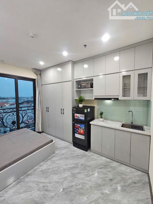 Cho Thuê CCMN Ngõ 22 Đường Khuyến Lương Hoàng Mai 25m2 Studio Cửa Sổ Ban Công Thang Máy - 1