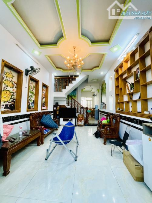 bán nhà QUỐC LỘ 1A, NHÀ 5 TẦNG, HẺM Ô TÔ TRÁNH, Tân Thới Hiệp Quận 12, giá siêu rẻ - 1