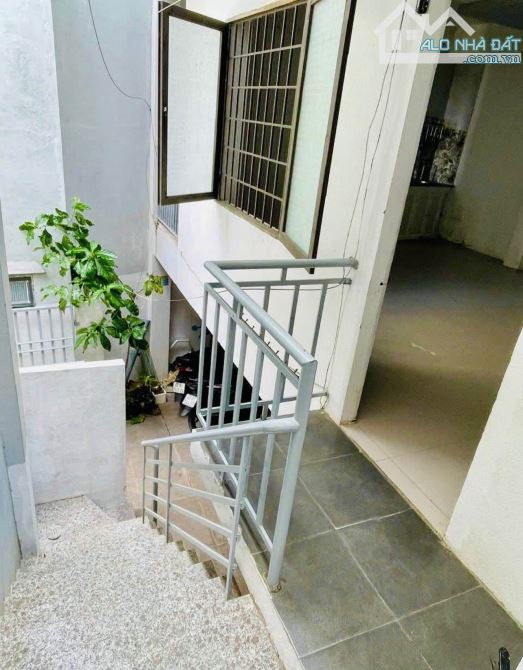 NHÀ TRỌ 3 TẦNG KHÁCH KÍN PHÒNG – THU NHẬP HƠN 15 TRIỆU/THÁNG – TT THANH KHÊ – CHỈ 3 TỶ 7 - 1