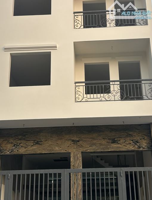 NHÀ 3 TẦNG, ĐƯỜNG SỐ RỘNG 6M THÔNG LÊ VĂN THỊNH - 190M - CHỈ 19TỶ  Ngang bề thế 19m - 1