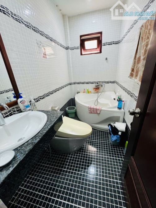 CƠ HỘI VÀNG - NHÀ ĐẸP MẶT TIỀN LÊ ĐẠI HÀNH - NHA TRANG - CHỈ 23 🧄 - 12
