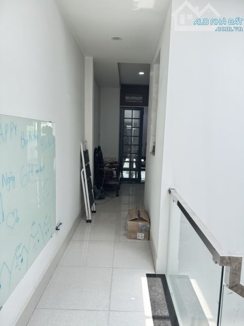 Bán Nhà MT Hoàng Kim Giao- 4m x 26m - 4 Lầu - 6PN -6WC Có Thang Máy -F5 Q8 - 13