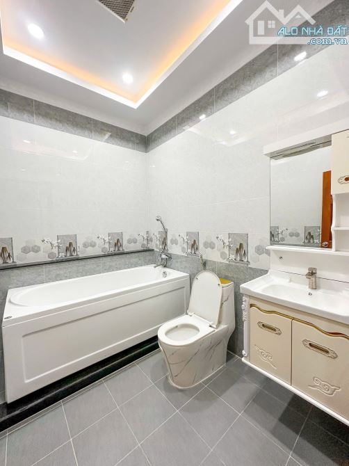Nhà 1 Trệt 2 Lầu đường số 8 KDC Đại Học Y Dược, P.An Khánh, Q.Ninh Kiều - 13