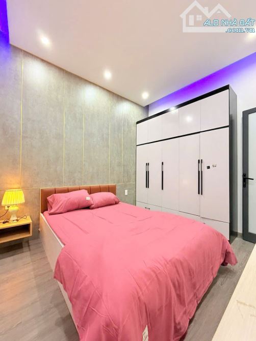 Nhà 3 tầng Tô Hiệu, sát Hoàng Thị Loan - 13