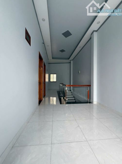 Cần Bán Gấp Nhà Hẻm Nội Bộ Đường Phạm Hữu Lầu Dĩ An Vị Trí Đẹp - 18