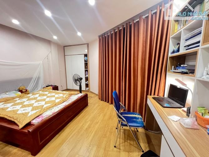 NHÀ LA KHÊ LÔ ÁP GÓC, PHÂN LÔ VỈA HÈ, OTO TRÁNH, HÀNG XÓM PACKCITY, 50M 6TẦNG GIÁ 17.2 TỶ - 2