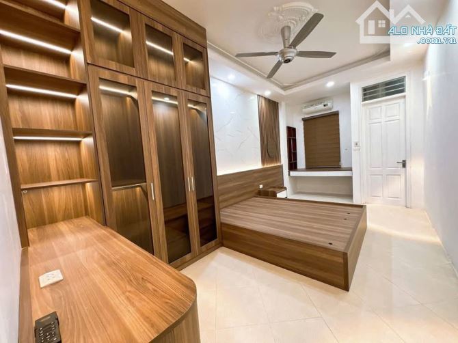 Chính chủ càn bán nhà phố Hồng Hà, Hoàn Kiếm 60m, 4 tầng, mặt tiền 4.2m, giá 12 tỷ. - 2
