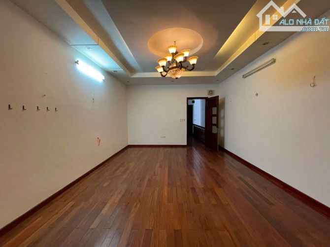 nhà riêng ngõ phố giải phóng đối diện phố đại từ dt90m2x4t giá 21tr - 2