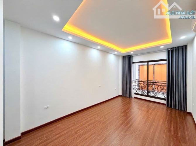 HỒ TÙNG MẬU SÁT PHỐ FULL  NỘI THẤT SẴN Ở-VIEW GOLDMARK CITY 34MX5 TẦNG 7 TỶ 1 CÒN TL - 2