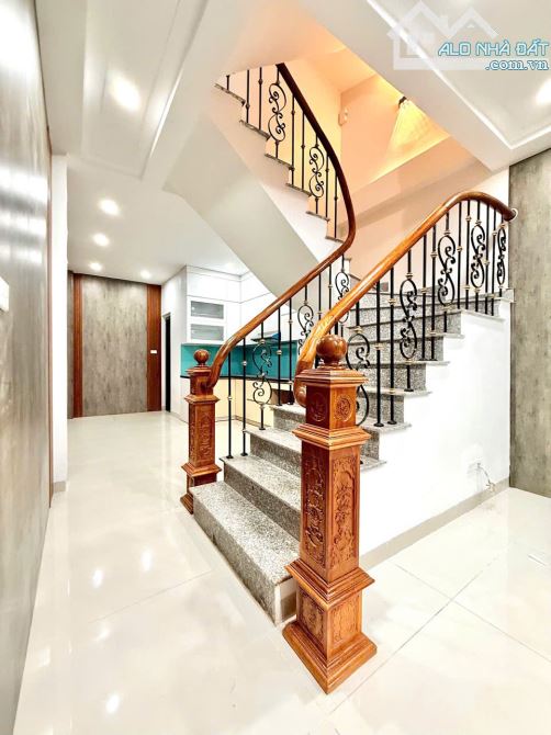 BÁN NHÀ  TRẦN CUNG 43 M2 - 7 PHÒNG KHÉP KÍN FULL ĐỒ - 2