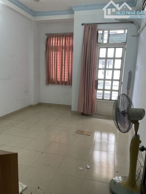 BÁN NHÀ PHÂN LÔ TRỊNH ĐÌNH TRỌNG - Ô TÔ ĐẬU NGÀY ĐÊM, 5 TẦNG 5 PN, 4 WC. Chỉ 7.5 tỷ TL - 2