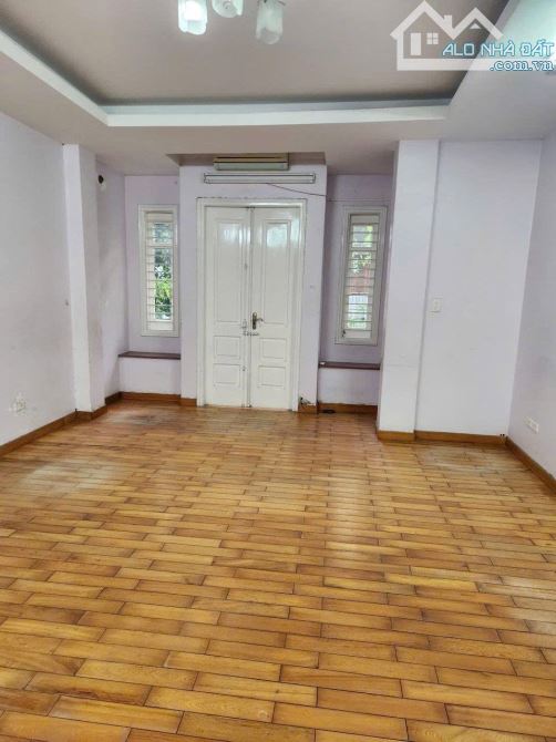 Bán nhà lô góc KĐT Đầm Trấu, ô tô tránh, tiện kinh doanh 5 tầng 68m2 giá 24.5 tỷ - 2