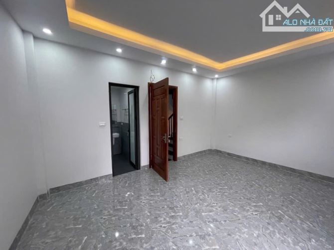 B.Á.N NHÀ TÂN HỘI , Ô TÔ ĐỖ CỬA  , SÁT VIN ĐAN PHƯỢNG, NHÀ ĐẸP VỀ SẴN Ở 31M2, 4 TỶ 5 - 2