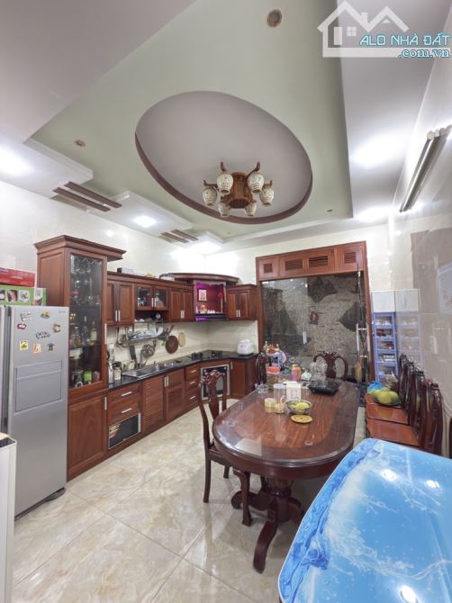 Mặt tiền kinh doanh, 4 tầng, 88m2, tặng nội thất, ngay chợ An Nhơn, phường 6, Gò Vấp - 2